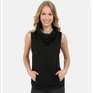 Nike therma sphere funnel vest